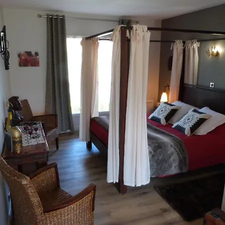 Hotel Le Domaine Du Terroir A 5 Minutes Des Grottes De Lascaux