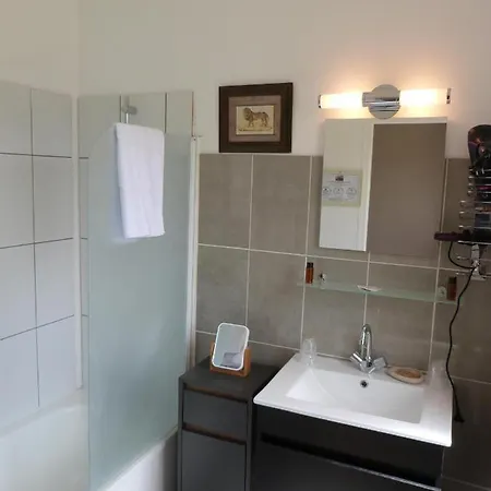 Hotel Le Domaine Du Terroir A 5 Minutes Des Grottes De Lascaux 3*