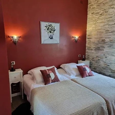 Hotel Le Domaine Du Terroir A 5 Minutes Des Grottes De Lascaux 3*