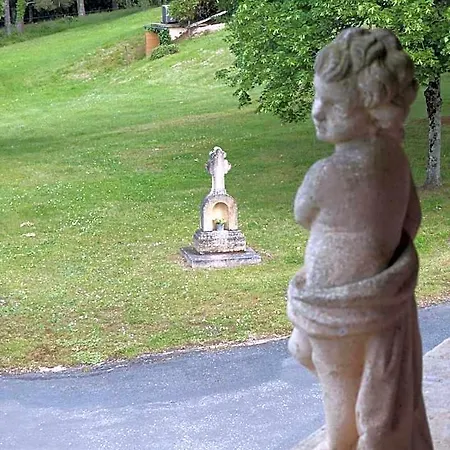 Hotel Le Domaine Du Terroir A 5 Minutes Des Grottes De Lascaux 3*