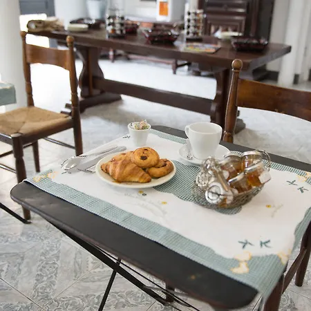 Hotel Le Domaine Du Terroir A 5 Minutes Des Grottes De Lascaux 3*